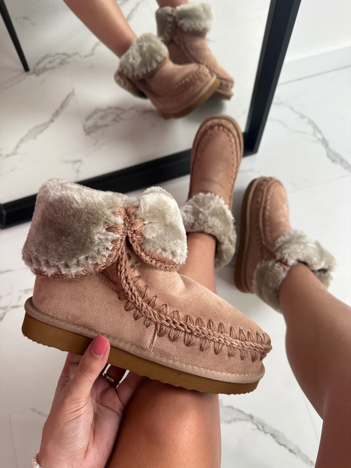 SIMONE - BUTY