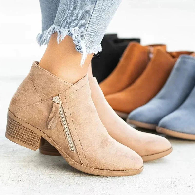 KYRA - BUTY