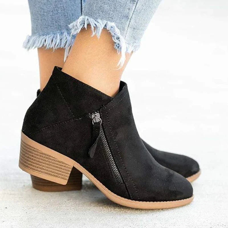 KYRA - BUTY