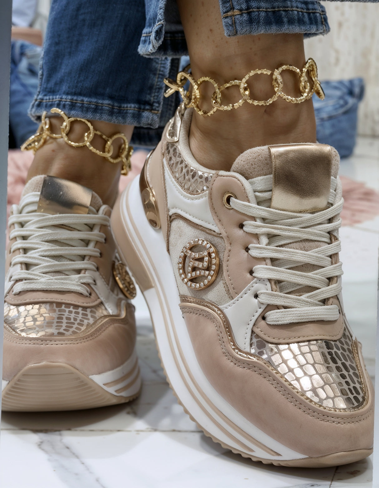 Monica – Superwygodne Ortopedyczne Sneakersy z Wspierającą Podeszwą